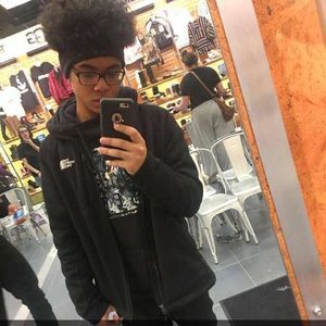 Meet your Posher, Hassan